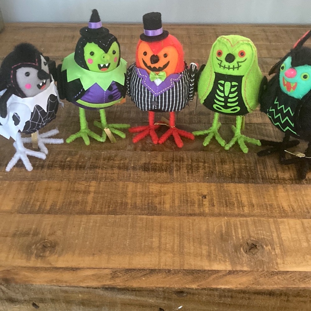 Halloween Featherly Friends Lot of 5 Like New